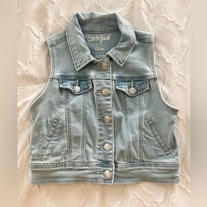 Cat and Jack S (6/6X) sleeveless jean jacket